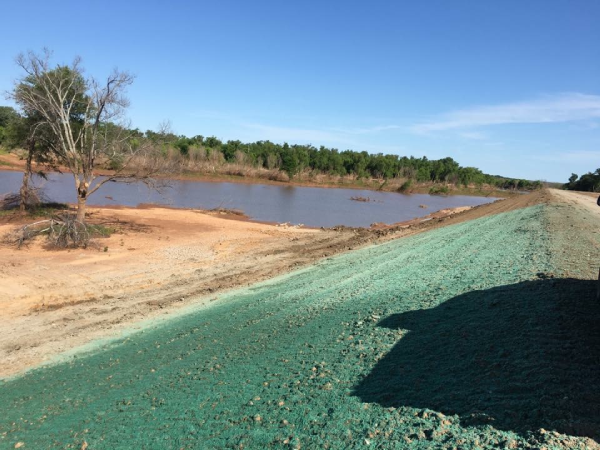 native land hydroseeding cumberland levee erosion control